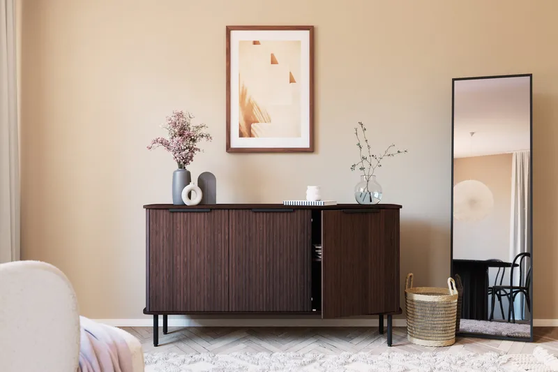 Kopparbo Sideboard Valnöt - Mörkbrunt valnötsträ - Products - Förvaring - Förvaringsmöbler - Sideboard & skänk