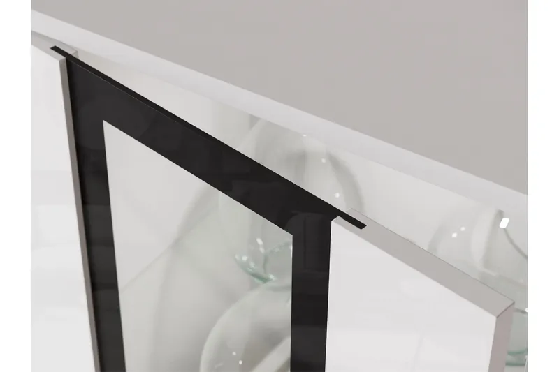 Gamal Highboard - Brun - Products - Förvaring - Skåp - Förvaringsskåp