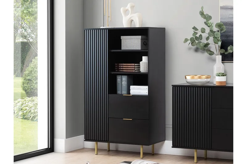 Staffin Highboard - Svart - Products - Förvaring - Skåp - Förvaringsskåp