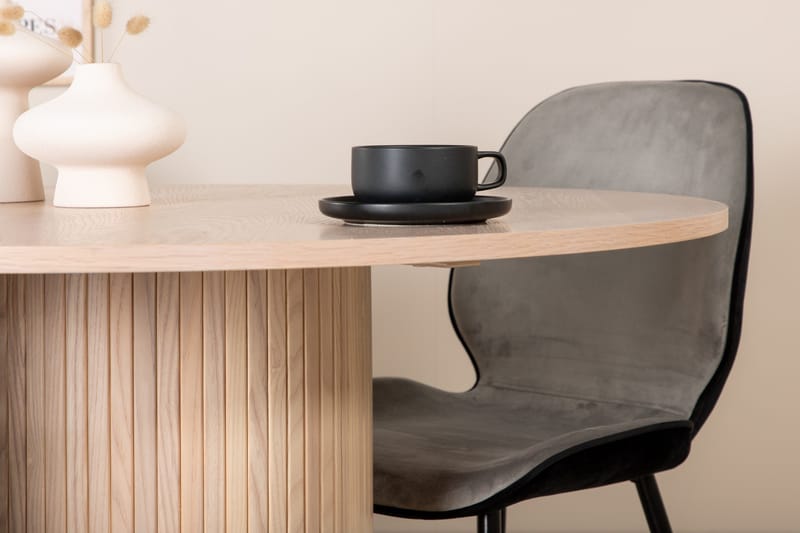 Bianca Matgrupp 110 cm Rund med 4 Emma stolar - Svart - Products - Möbler - Bord & matgrupp - Matgrupp