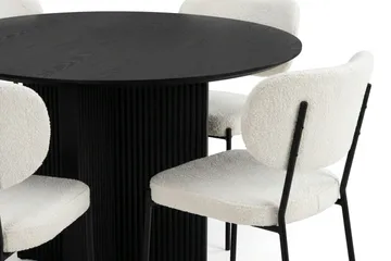 Edda Matgrupp runt 110 cm Svart med 4 Gemmiano Matstolar - Svartlaserad ek - Products - Möbler - Bord & matgrupp - Matgrupp