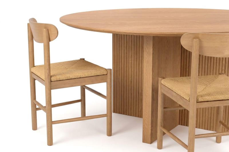 Edda Matgrupp runt 150 cm Ek med 6 Malte Matstolar - Products - Möbler - Bord & matgrupp - Matgrupp