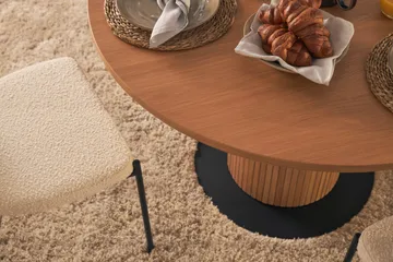 Noira Matbord 120 cm Massiv Valnöt Runt med 4st Gemmiano Mat - Brun - Products - Möbler - Bord & matgrupp - Matgrupp