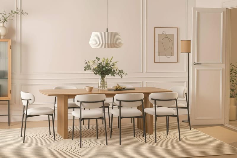 Richeto Matbord 240 cm med 8 Lucy Matstolar - Naturlig finish / Vit Bouclé / Metallben Svart - Products - Möbler - Bord & matgrupp - Matgrupp