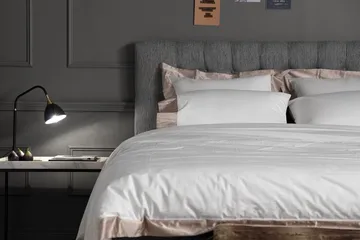 Charleston Kontinentalsäng 160x200 Fast Polyeterskum - Ljusgrå - Products - Möbler - Säng - Kontinentalsäng