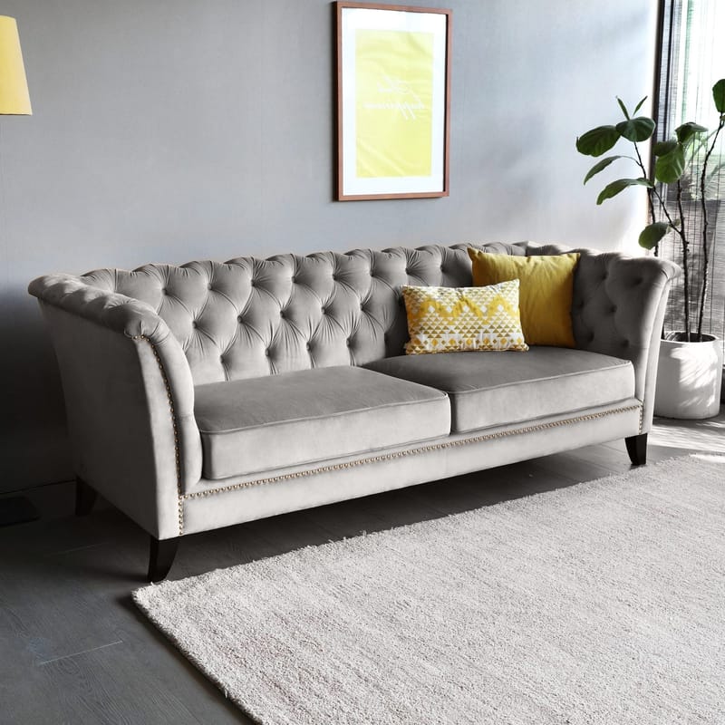 Soffa chesterfield 3-sits grå - Henry - Grå sammet - Products - Möbler - Soffa - Chesterfield soffa
