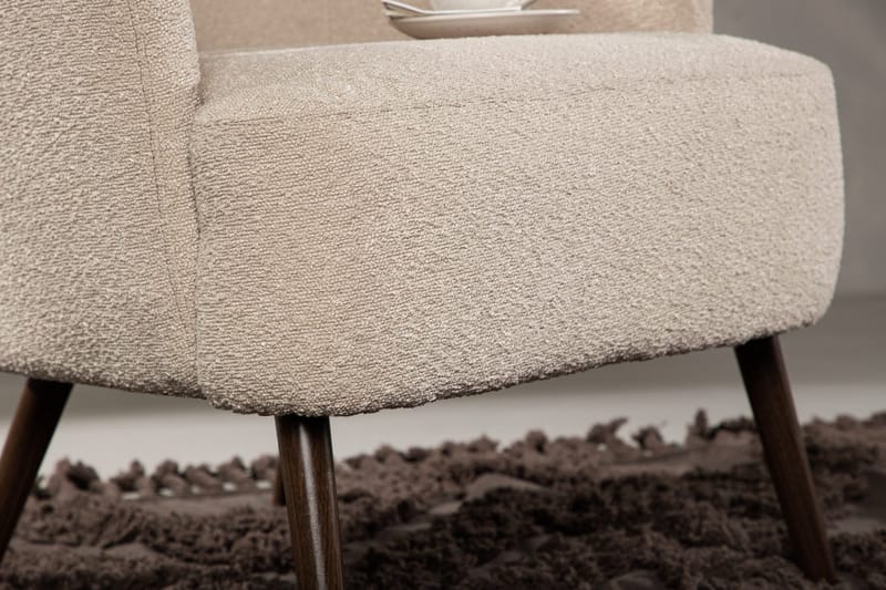 Lincoln Loungefåtölj - Beige - Products - Möbler - Fåtölj & stolar - Fåtölj