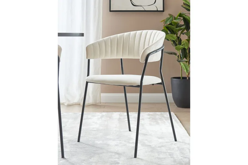 Set med 2 matstolar Mariposa - Krämvit, Svart/Sammet - Products - Möbler - Fåtölj & stolar - Karmstol