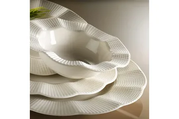 Adine Middagsservis 24 Delar Porslin - Creme - Products - Servering & matlagning - Porslin