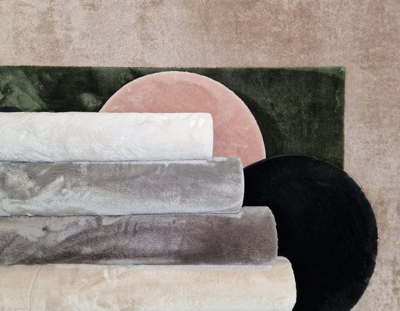 Cozy Ryamatta 160 cm Rund - Silver - Products - Textil & mattor - Matta - Modern matta - Ryamatta