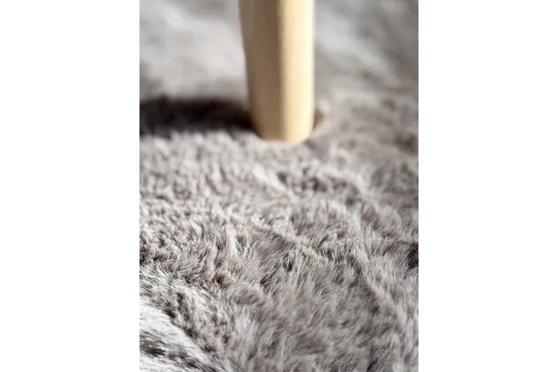 Heaven Ryamatta Antracit rund 120 - Antracit - Products - Textil & mattor - Matta - Modern matta - Ryamatta