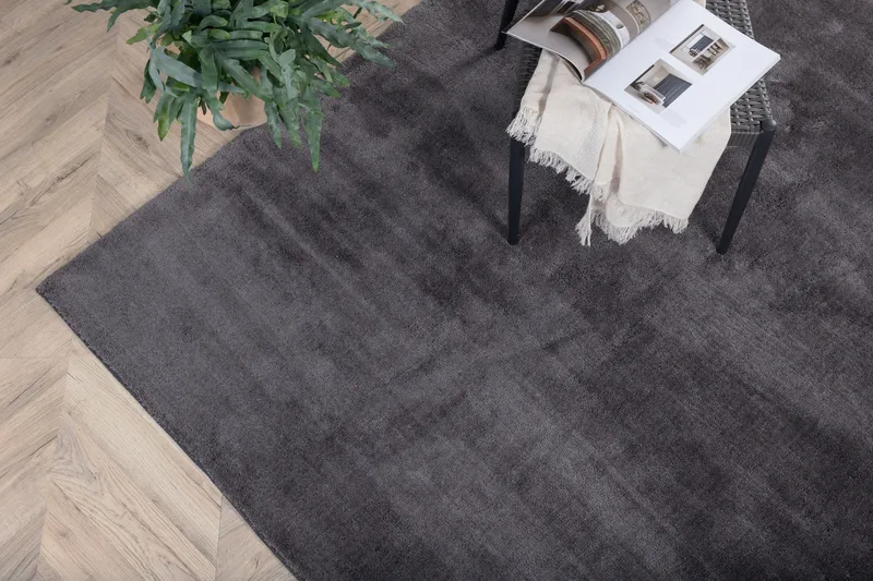 Undra Viskos-look Matta 200x300 - Mörkgrå - Products - Textil & mattor - Matta - Modern matta - Viskosmatta & konstsilkesmatta