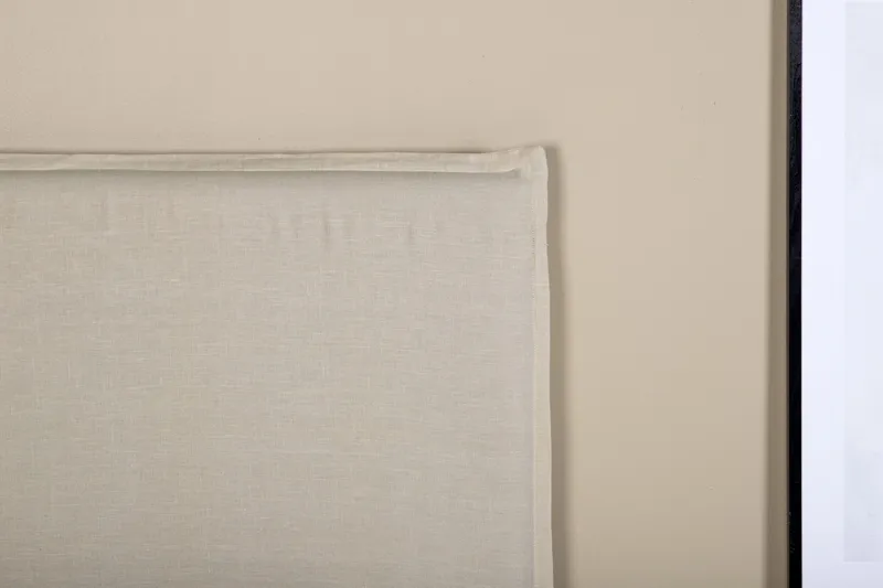 Signe Sänggavelöverdrag 140x180 cm - Beige - Products - Textil & mattor - Tyg - Möbeltyg - Möbelöverdrag innemöbler