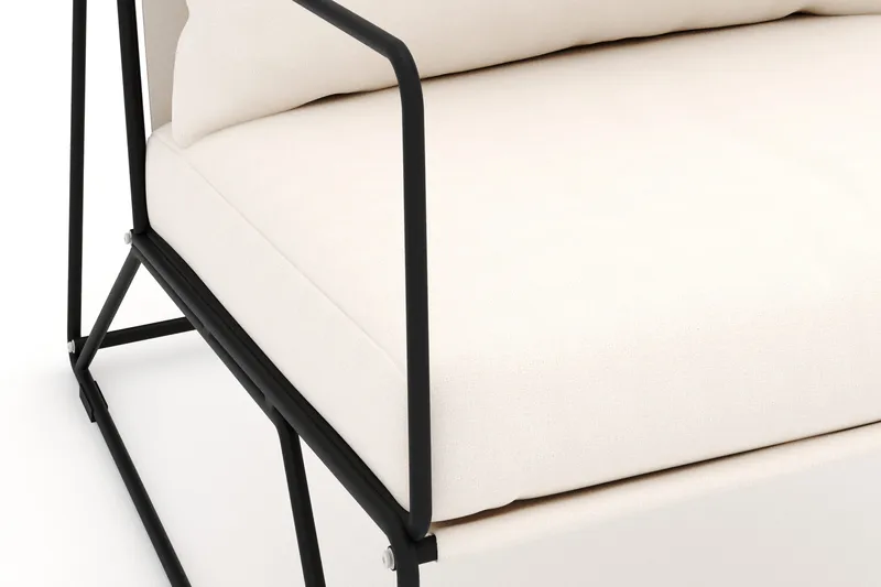 Usteryd loungefåtölj utomhus i järn med vattenavisande dyna i beige - Svart - Products - Utemöbler & utemiljö - Loungemöbler - Loungestol utomhus